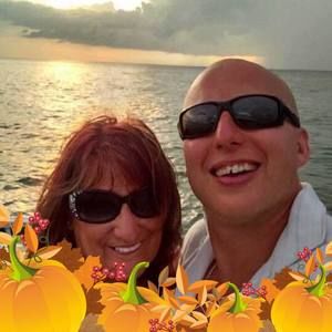 Meet your Posher, Connie